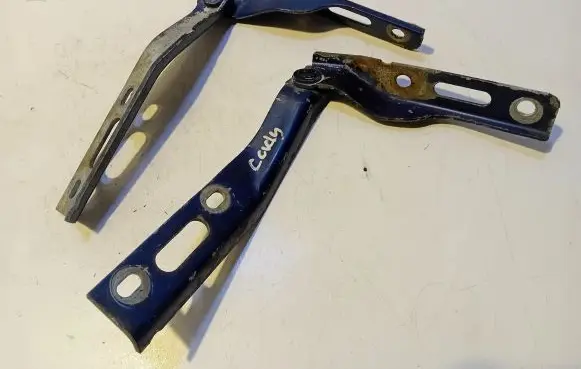 Volkswagen Caddy Engine bonnet/hood hinges 6K0823301 6K0823302