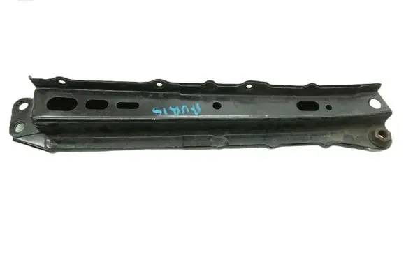 Toyota Auris E180 Front bodywork piece 