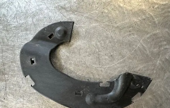 Peugeot 3008 I Other engine bay part 9687926280