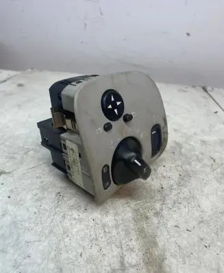 Mercedes-Benz C W203 Light switch A2035450604 04058518 440657472