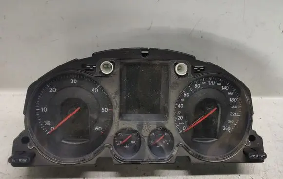 Volkswagen PASSAT B6 Speedometer (instrument cluster) 3C0920871