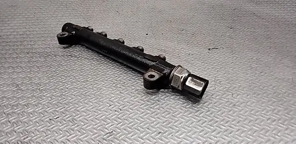 Chevrolet Orlando Fuel main line pipe 9307Z528A