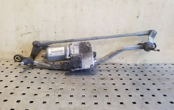 Audi A4 S4 B8 8K Front wiper linkage and motor 8K2955119A 8K2955023C 8J2955119