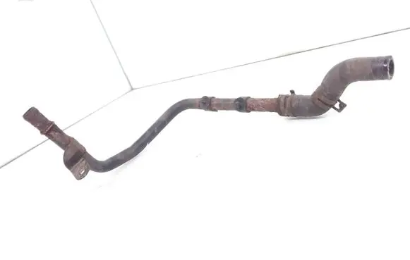 Volkswagen Touareg I Engine coolant pipe/hose 7L6121065D