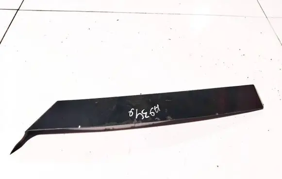 Opel Omega B2 Rear arch trim 90563890 22256