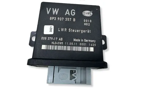 Audi TT TTS Mk2 Light module LCM 8P3907357B 00837917AB