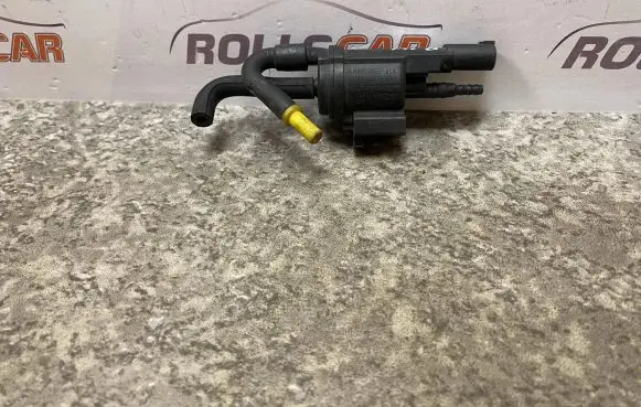 Mercedes-Benz C W203 Turbo solenoid valve 0025401497 48B43625B00
