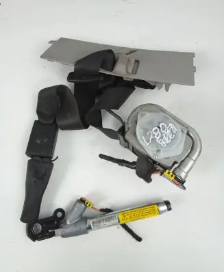 Opel Insignia A Front seatbelt