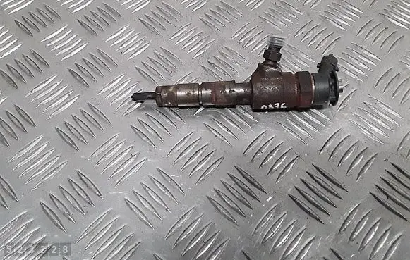 Peugeot Partner Fuel injector 0445110566