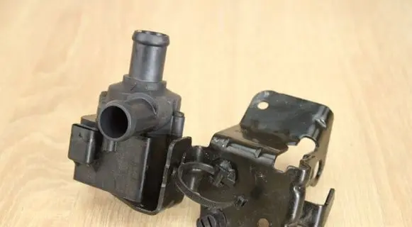 Audi A4 S4 B9 Electric auxiliary coolant/water pump 06H121601N