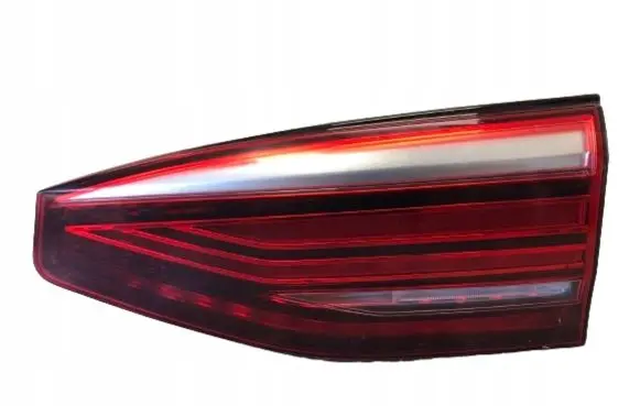 Volkswagen Transporter - Caravelle T7 Tailgate rear/tail lights 7T0945094