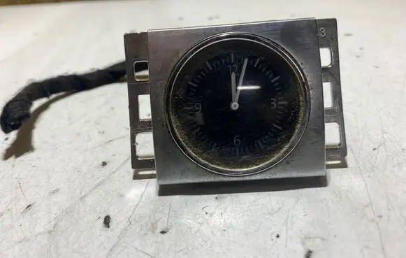 Volkswagen PASSAT B7 Clock 3AA919204A 194805815