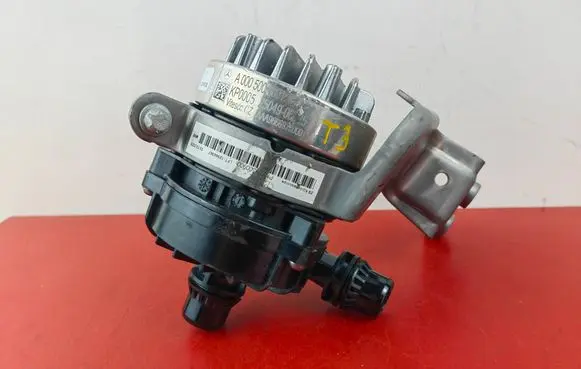 Mercedes-Benz GLC C254 Water pump A0005000801