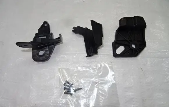 Citroen Berlingo Headlight/headlamp mounting bracket 9824198480