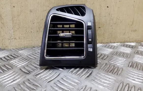 Chevrolet Captiva Dashboard side air vent grill/cover trim 95374837