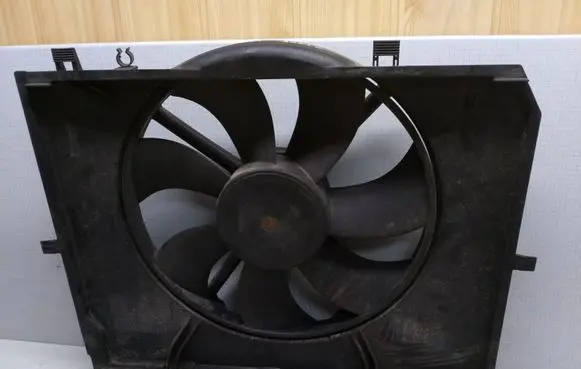 Mercedes-Benz E W210 Radiator cooling fan shroud A0015003093 083623 881060213