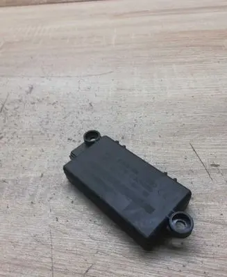 BMW 6 E63 E64 Aerial antenna amplifier 6949226