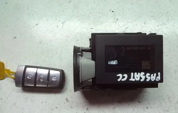 Volkswagen PASSAT CC Ignition lock 3C0905843AA
