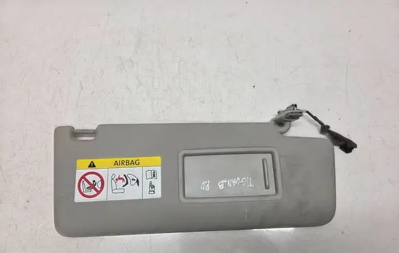 Volkswagen Tiguan Sun visor 