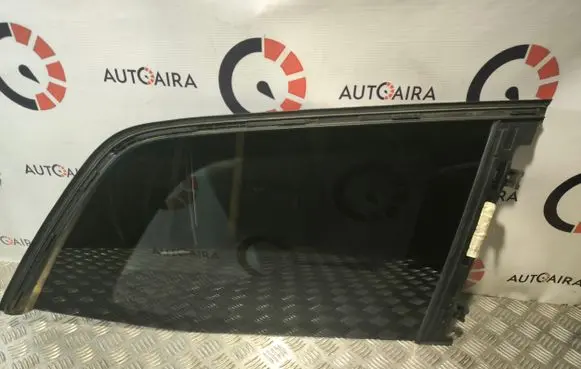 Mercedes-Benz E W212 Rear side window