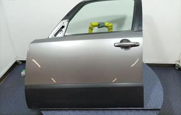 Fiat Sedici Front door 
