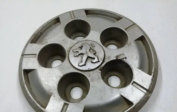 Peugeot Boxer Original wheel cap B632