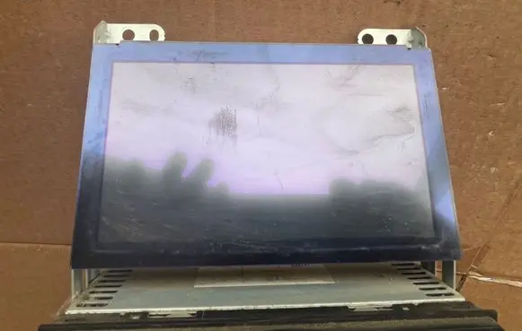 Nissan X-Trail T31 Screen/display/small screen DP7W1010E