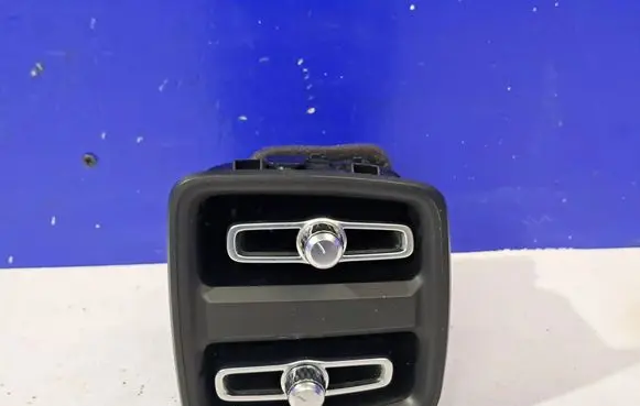 Polestar 2 Rear air vent grill 31469033