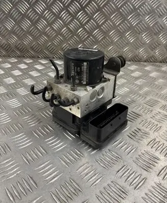 Audi Q7 4L ABS Pump 4L0614517D