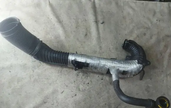Ford Kuga I Intercooler hose/pipe 7M519a673gk C6W4A 9A673
