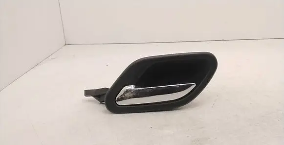 BMW 5 E39 Front door interior handle 8226049