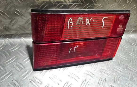 BMW 5 E34 Tailgate rear/tail lights 133994 1384012R