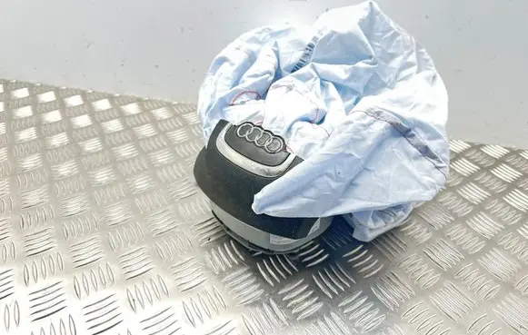 Audi A5 8T 8F Steering wheel airbag 8K0880201