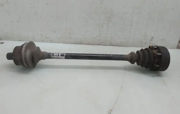 Rear driveshaft