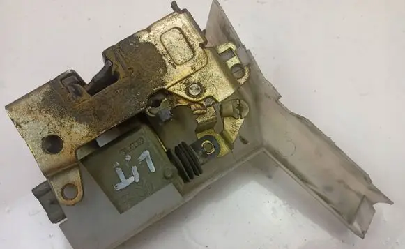 Renault Megane I Rear door lock 46-85-0046