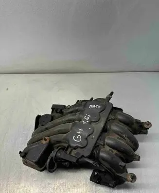 Volkswagen Golf IV Intake manifold 06A133205G