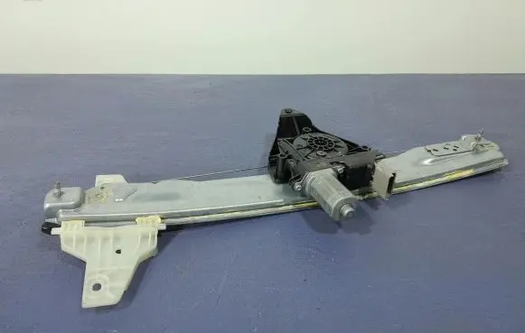 Dacia Jogger Front door window regulator with motor 807214480R