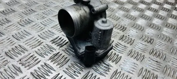Volkswagen PASSAT B7 Throttle valve 03C133062T