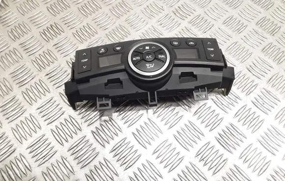 Toyota Verso Climate control unit 559000F110