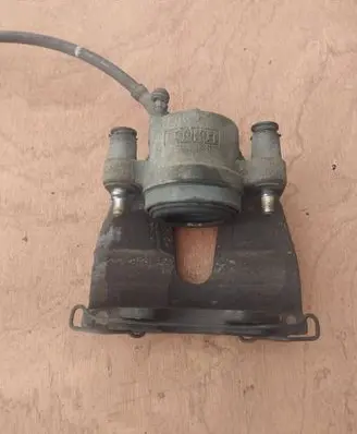 Volvo V40 Front brake caliper 36000731