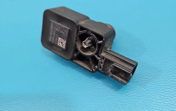 Opel Insignia B Fuel cut-off switch 13587740 IMPRK1549681