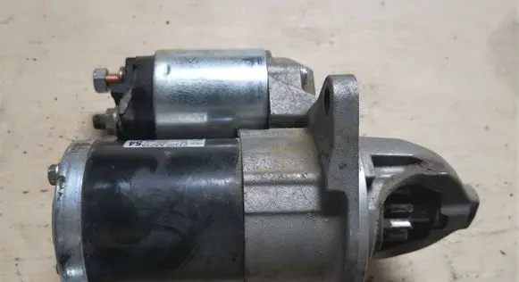 Subaru Outback (BS) Starter motor 23300AA71A M000T38571ZC