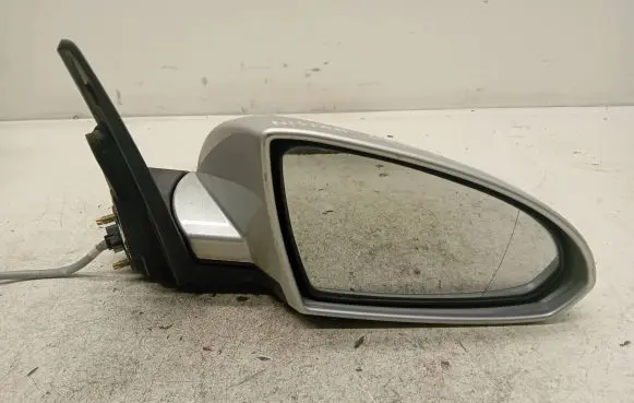 Nissan Primera Front door electric wing mirror 96301AU417