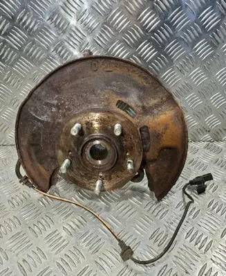 Honda CR-V Front wheel hub spindle knuckle