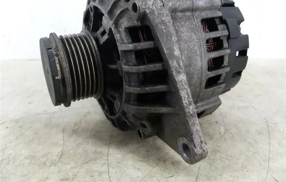 Renault Scenic I Generator/alternator 8200054588