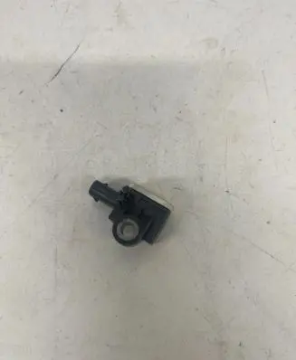 Mercedes-Benz CLA C117 X117 W117 Airbag deployment crash/impact sensor A1668210151 56054085AA