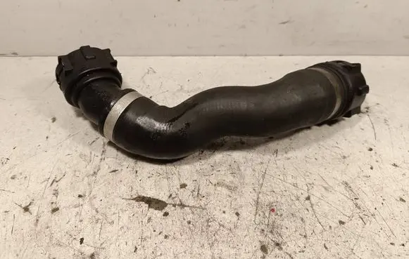 BMW 7 F01 F02 F03 F04 Engine coolant pipe/hose