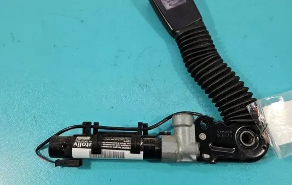 BMW 5 F10 F11 Front seatbelt 9115305 IMPRK1508836