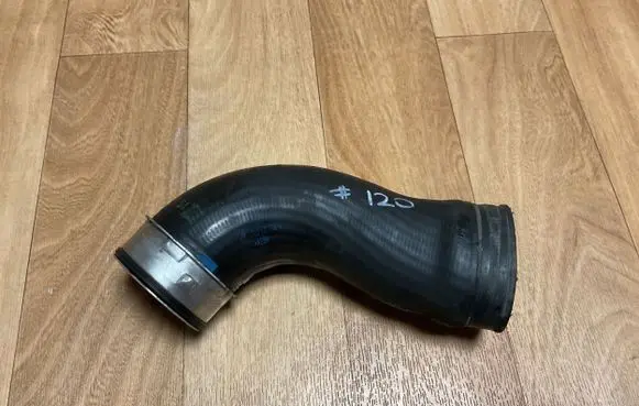 Volkswagen PASSAT B6 Intercooler hose/pipe 3C0145838B