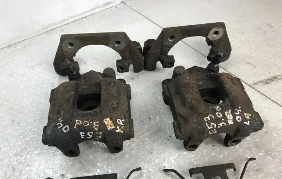 BMW X5 E53 Rear brake caliper